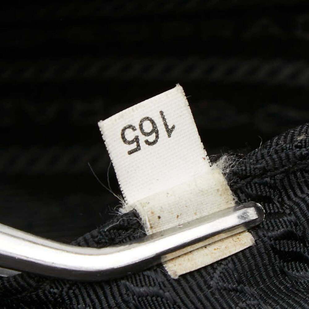PRADA Black Leather Saffiano Messenger Shoulder Bag - Picture 15 of 16